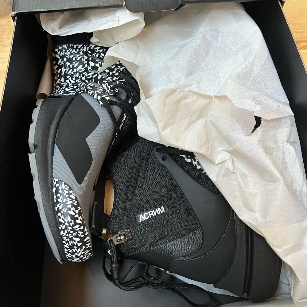 Nike Air presto mid acronym